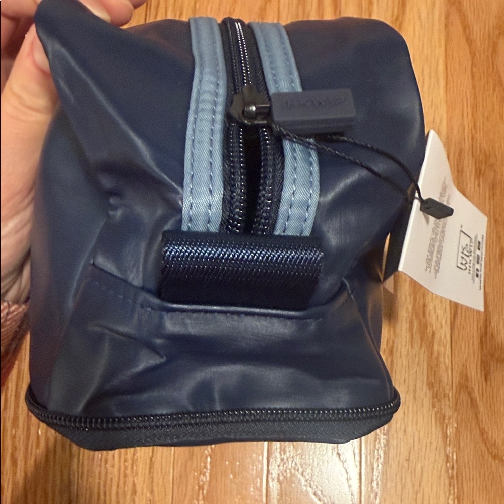 IHKWIP Navy Nylon Collapsible Toiletry Bag  for Men water repellent brand new - Picture 4 of 10